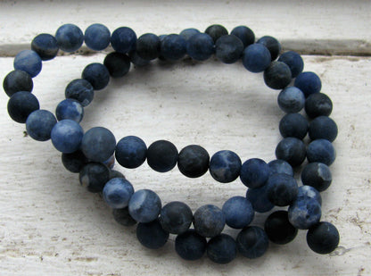 Sodalite - Rund frostad 6mm 1 sträng