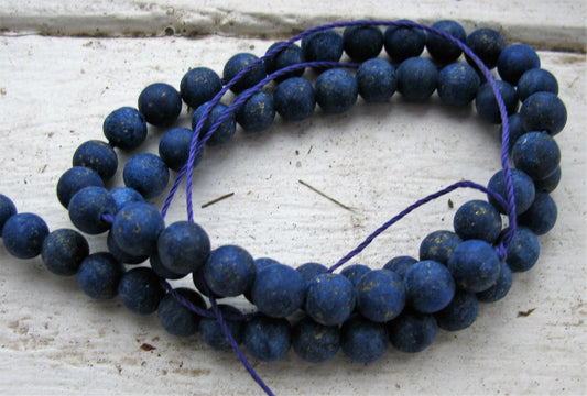 Lapis Lazuli - Rund frostad 6mm 1 sträng