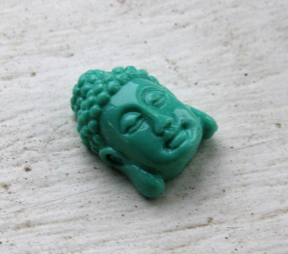 Imiterad Korall - Buddha, Grönturkos 16x11mm, 1 styck