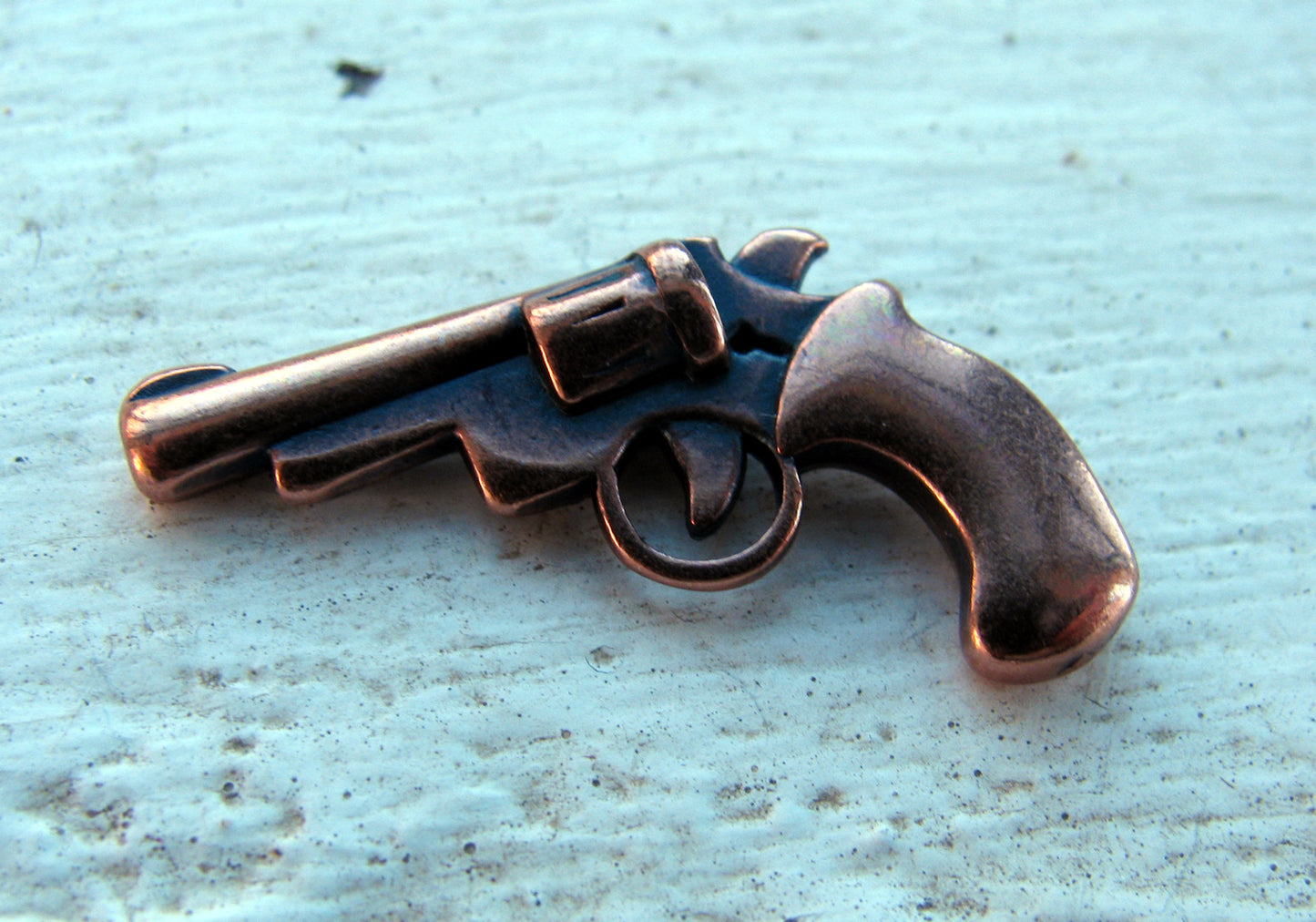 Berlock Kopparfärgad - Pistol, 1 styck