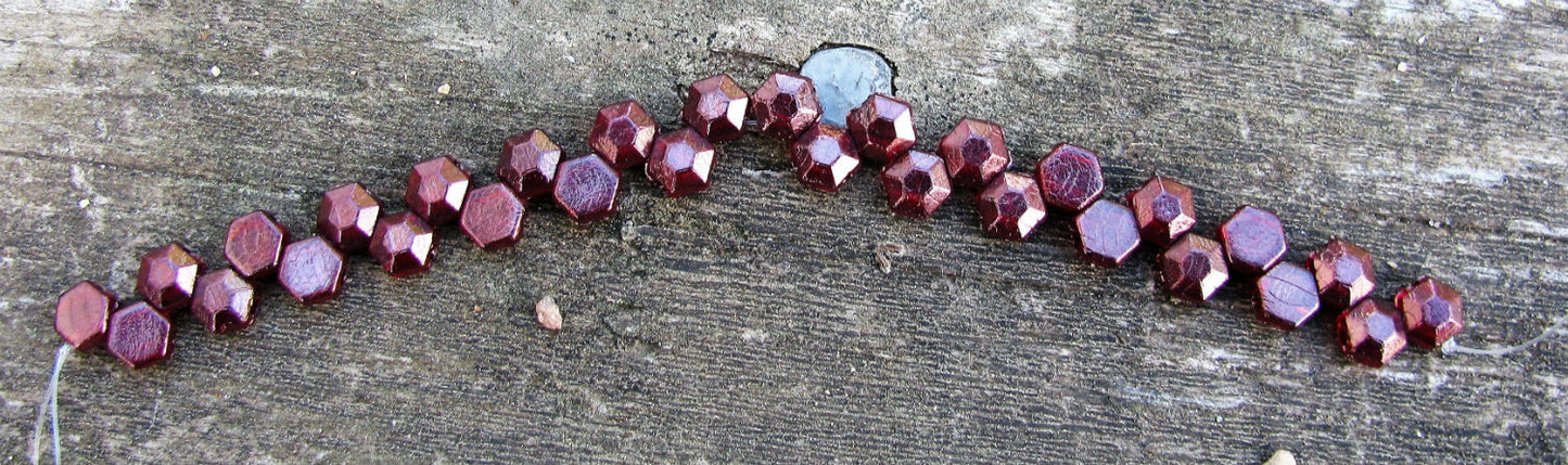 Honeycomb Jewel - Ruby Wine 6mm, 1 sträng