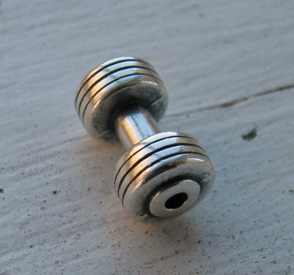 Mellandel silverfärgad - Hantel 13x8mm 1 styck