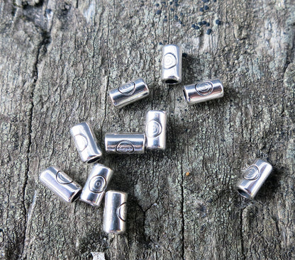 Mellandel Silverfärgad - Tub med cirkel 3,2x5,7 mm, 10-pack