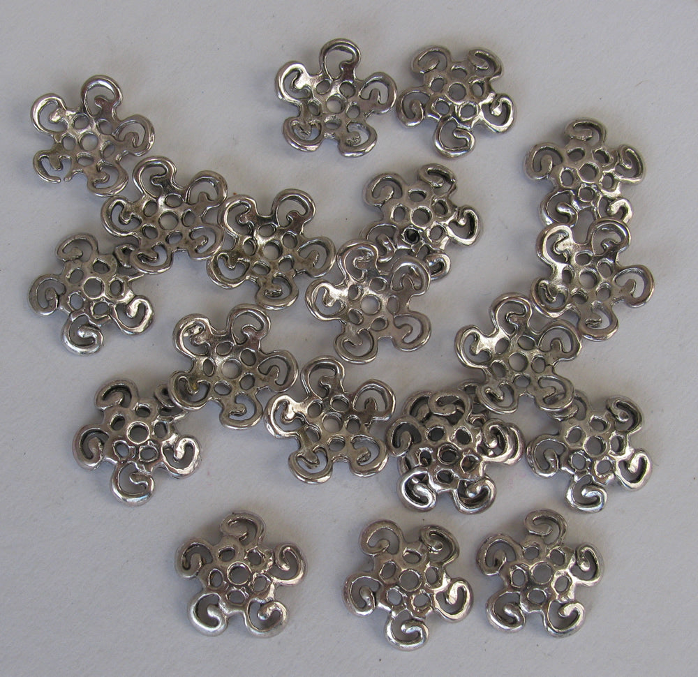 Pärlhattar silverfärgade - Snirkelblomma, 12mm, 20- pack