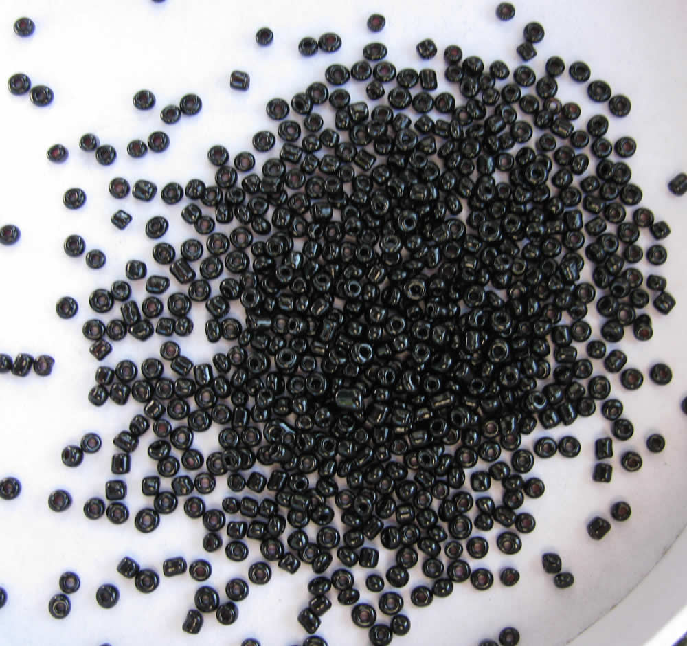 Seedbeads -  Svarta 12/0, 50 gram