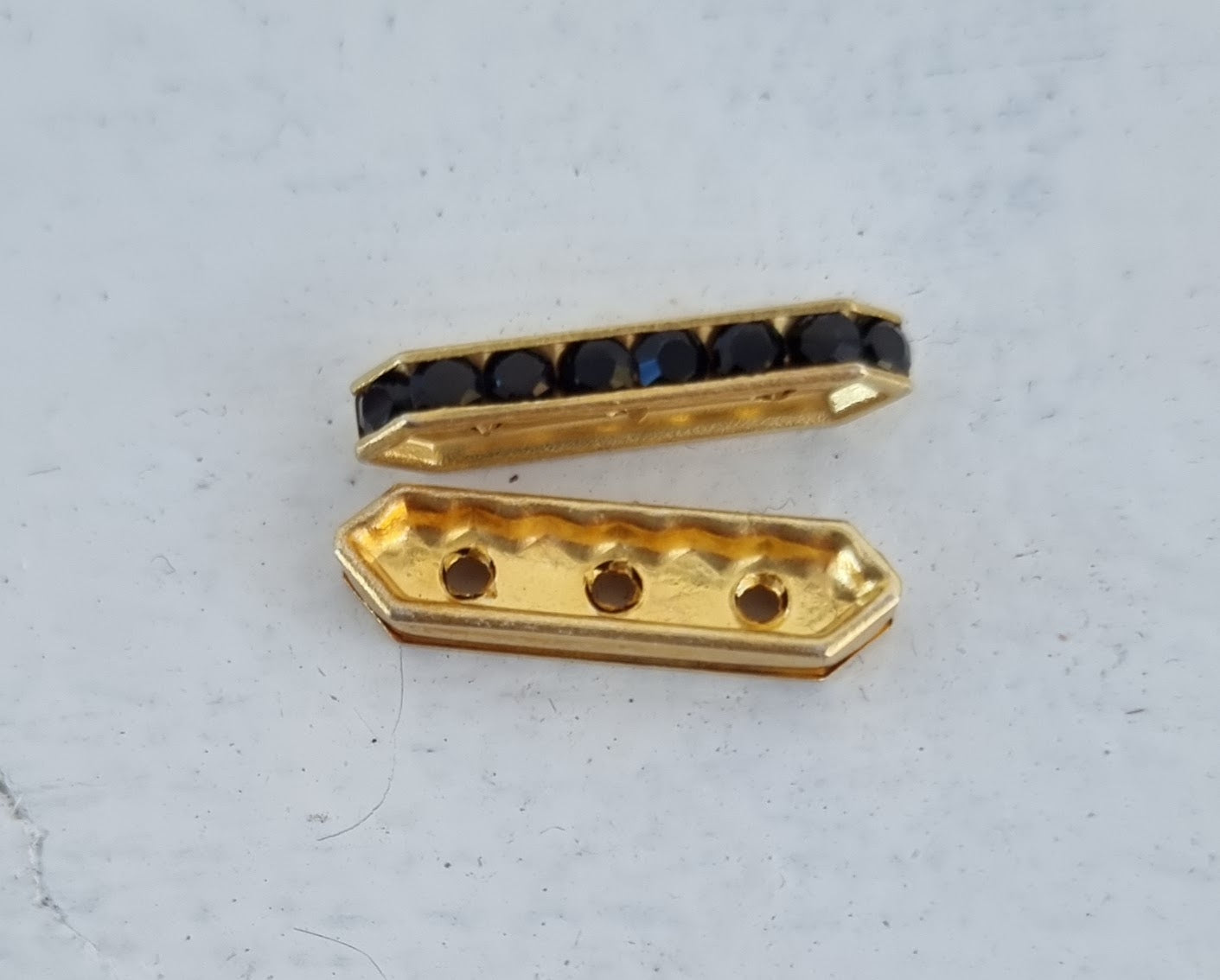 Swarovski strass-slider - Jet / Gold 17x4mm, 1 styck