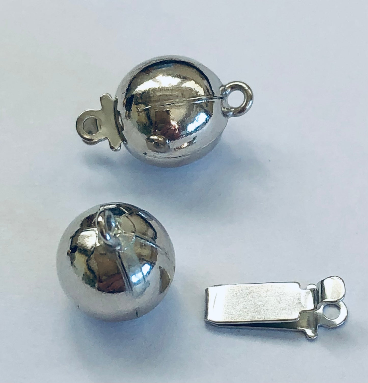 claspgarten instickslås - Rund silverfärgad, 10mm, 1 styck