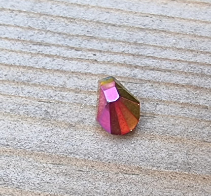 Facetterade droppar  - Snäckformad  rosa/guld/brons,  8,5x6mm, 1 styck