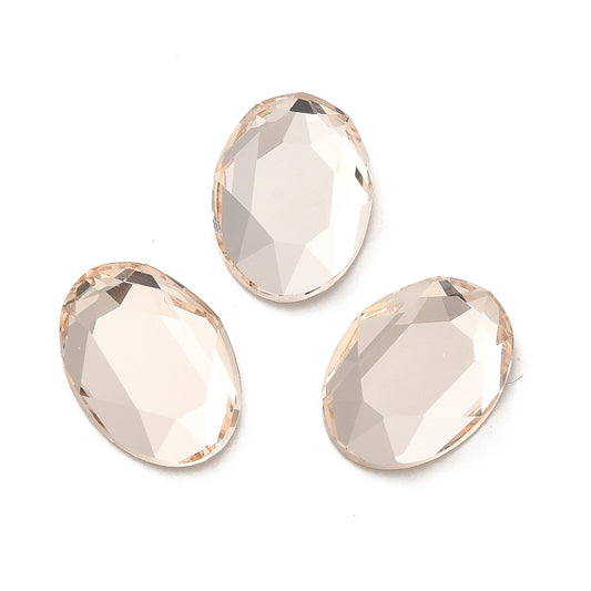 Flatbacks cabochoner - Oval, facetterad Light Peach 14x10mm1 styck