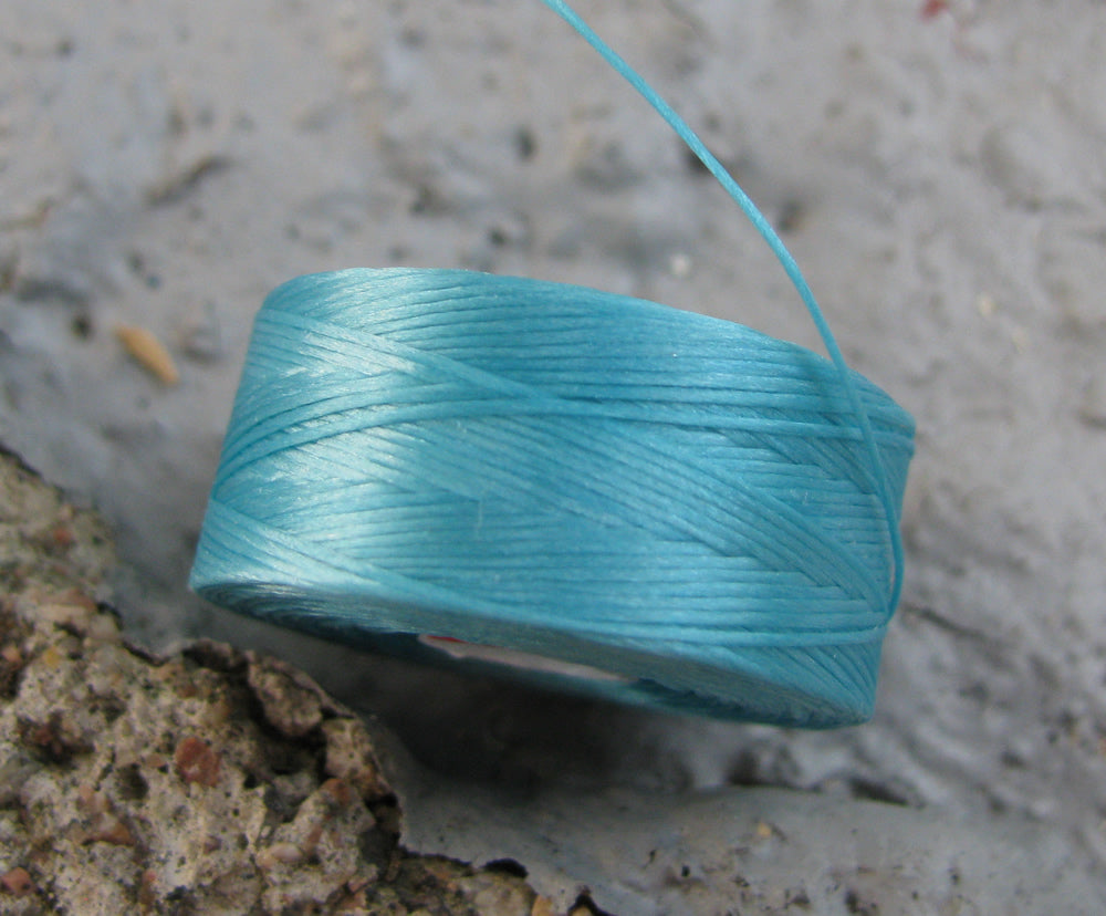 S- Lon bead thread - Turquoise Blue, strl D, 1 rulle