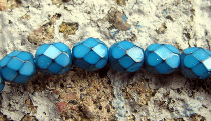 Tjeckiska Firepolish - Snake Turquoise 6 mm, 1 sträng