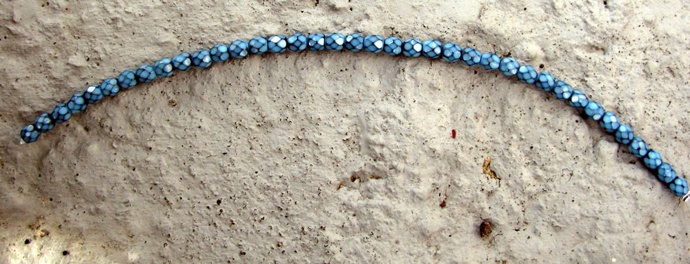 Tjeckiska Firepolish - Snake Placid Blue 4 mm, 1 sträng