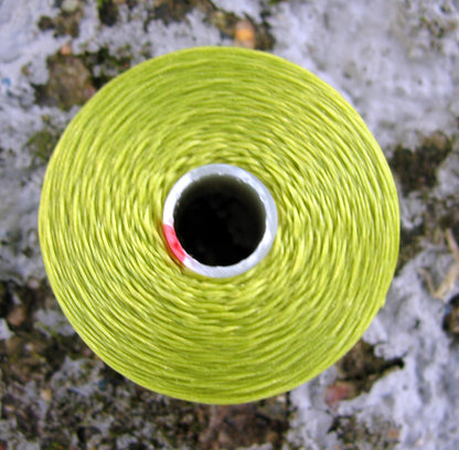 S- Lon bead thread - Chartruese , strl D, 1 rulle