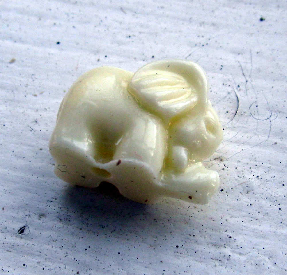 Imiterad Korall - Elefant, Ivory 1 styck