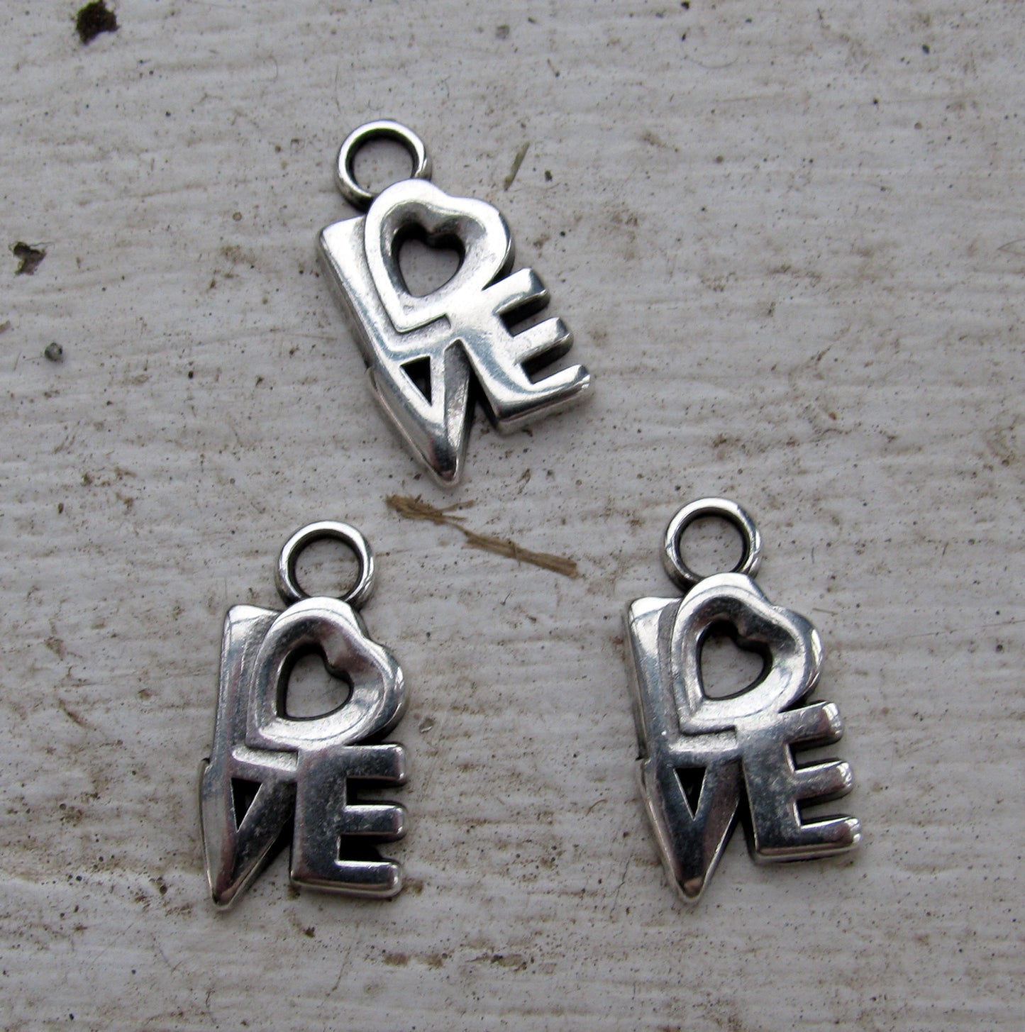 Berlock Silverfärgad - Love, 3- pack