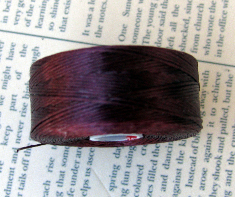 S- Lon bead thread - Burgundy, strl D, 1 rulle