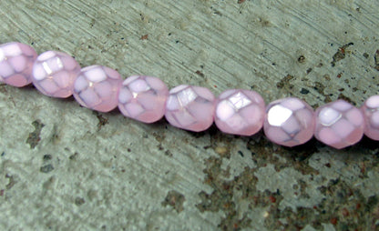 Tjeckiska Firepolish - Opal Lilac 6mm, 1 sträng