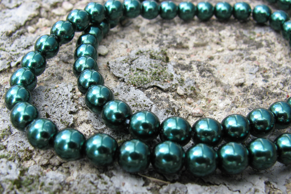 Tjeckiska vaxade glaspärlor - Deep Emerald 6mm, 1 sträng