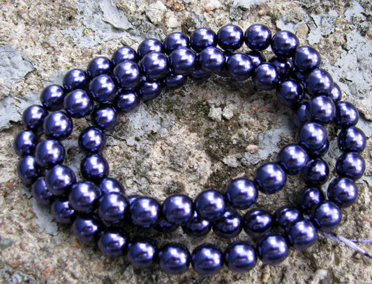 Tjeckiska vaxade glaspärlor - Purple 8mm, 1 sträng