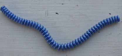 Two Hole Lentils - Sapphire 6mm, 1 sträng