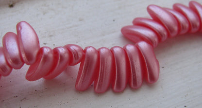 Chili Bead - Pastel Pink, 1 sträng