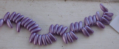 Chili Bead - Pastel Lilac, 1 sträng