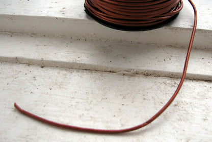 Läderband ca 1,5 mm - Metallic Copper, 1 m