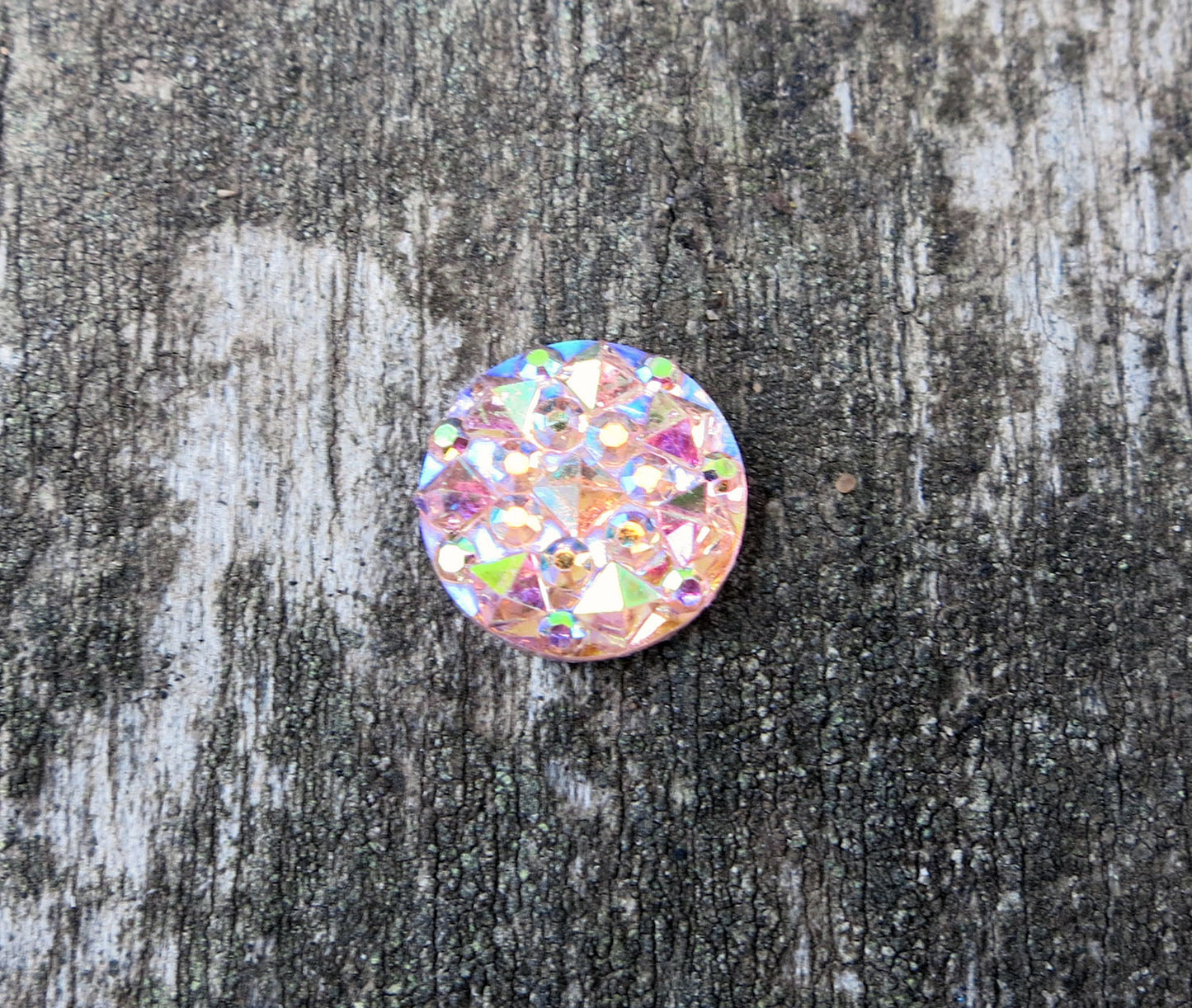 Cabochon av resin - Druzy Rosa 10mm, 1 styck