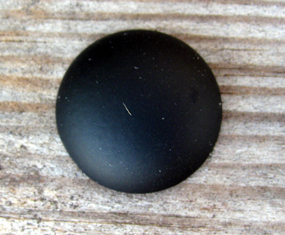 Luna Cabochon - Opaque Black 18 mm, 1 styck