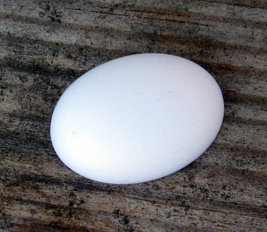 Luna Cabochon Oval - Opaque White 18,5x13,5 mm, 1 styck