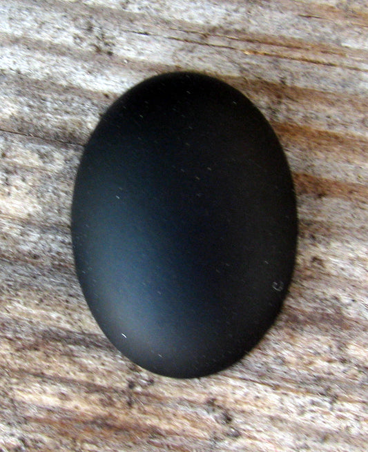 Luna Cabochon Oval - Opaque Black 18,5x13,5 mm, 1 styck